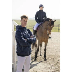 Jas Equithème Diagonal Men Donkerblauw -Roeckl Winkel jas equitheme diagonal men donkerblauw 1500x1500 150016