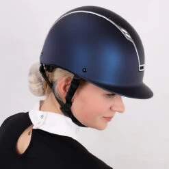 Veiligheidshelm Epplejeck Manu Donkerblauw -Roeckl Winkel veiligheidshelm epplejeck manu donkerblauw 1500x1500 173026