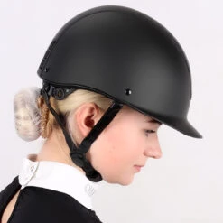 Veiligheidshelm Epplejeck Manu Zwart -Roeckl Winkel veiligheidshelm epplejeck manu zwart 1500x1500 173024